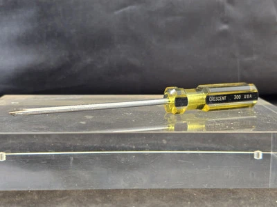Crescent Phillips #0 Screwdriver 300 Made in USA 5" Total - Image 1 of 4