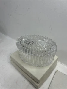 Vintage Crystal Trinket Box with Lid - Picture 1 of 6