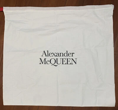 全新 Alexander McQueen 25.5 英寸 X 23 英寸 棉红色丝带 抽绳 集尘袋 — 第 1/4 张图片