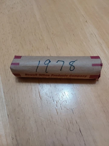 1978 Circulated Lincoln Pennies 1 Roll, In Hand Ready To Ship! Cover