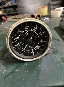 1970’s Volkswagen VW Beetle Speedometer Early 70’s AS-IS For Parts Or Repair - Picture 1 of 13