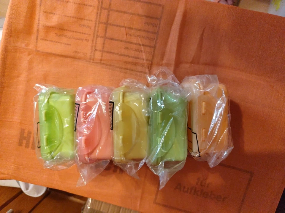 5 Lock und Lock LocknLock Vorratsdosen SET BUNT  180 ml -HPL 805- - Bild 1 von 1