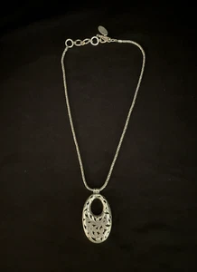 Lois Hill Pendant Necklace Sterling Silver 925 Indonesia Oval Scroll - Picture 1 of 9
