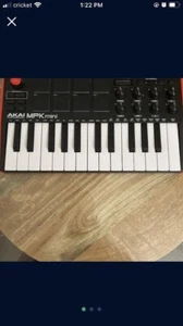Akai MPK Mini MK3 25 Key Electronic Keyboard - Black/Red/White - Picture 1 of 2