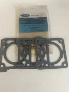 Lot Of 3 - New OEM Ford F2TZ-9E933-A Gasket NOS - Picture 1 of 1