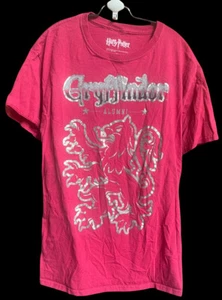 Harry Potter Gryffindor Alumni Mens Sz Medium T-Shirt Red Griffin Logo on Front - Picture 1 of 7
