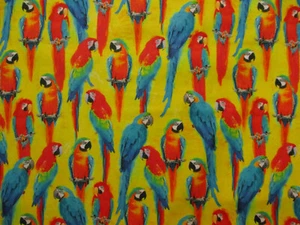 PARROTS REALISTIC PARROT BIRD TROPICAL COLORFUL YELLOW COTTON FABRIC FQ - Bild 1 von 5