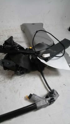 2015 Chevrolet Spark OEM Seat Belt White 4DR 47000 Miles NJ25-18000-450594 Foto 1 de 4