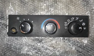 NEW OEM GM Chevy Express 2500 3500 A/C Heater Climate Temperature Control - Picture 1 of 2