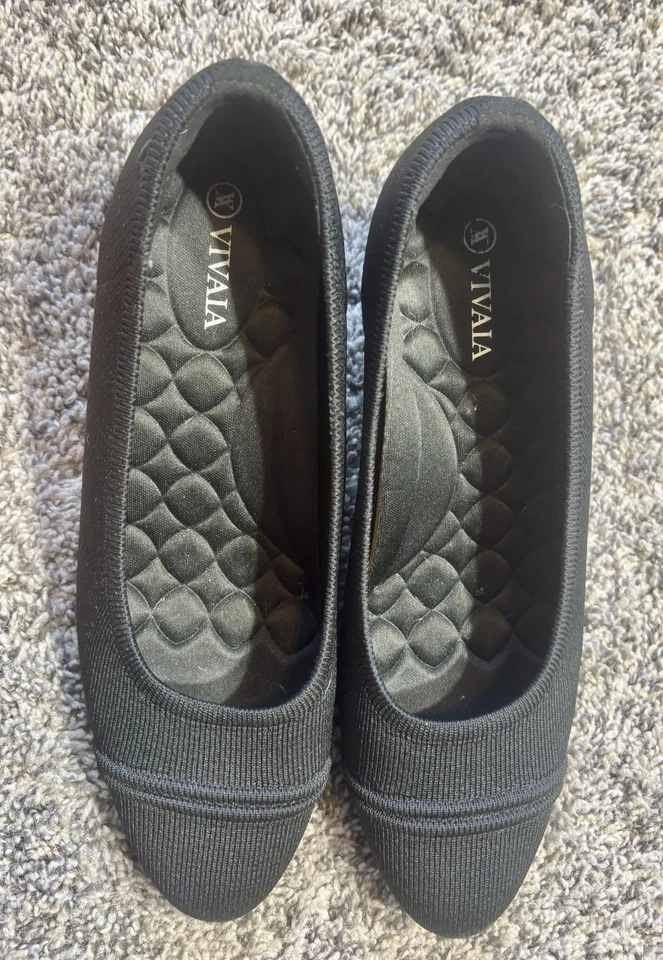 Vivaia Julie Pro Pumps Women's Size US 8 Black Round Toe Chunky Heels Slip On - Image 1 of 4