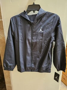 BNWT Jordan Windbreaker Boys Sz Med 10/12 - Picture 1 of 4