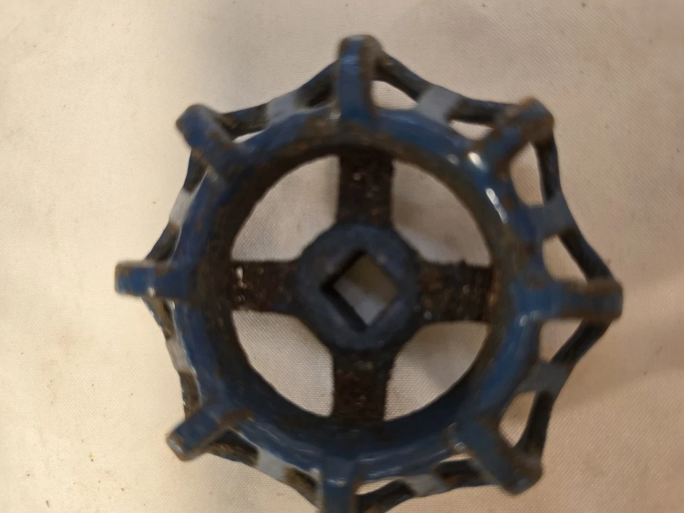 Vintage 1 Peça Torneira de Ferro Azul Externa Mangueira Babador Alça Botão Arte Steampunk - Imagem 1 de 1