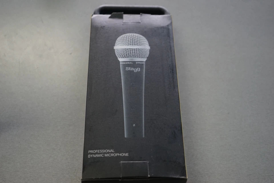 Stagg SDM50 Professional Cardiod Dynamic Microphone - Image 1 of 1