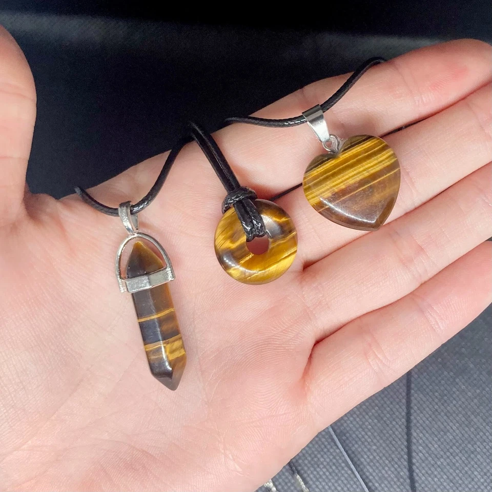 OFERTA - Colgante Ojo de Tigre (Corazón / Cristal / Donut) Foto 1 de 1