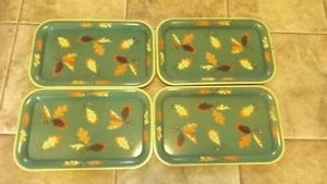 Vintage MCM 4 Metall Schoßschalen TV Tabletts grün mit Blättern gelbe Bordüren 50er Jahre - Bild 1 von 7