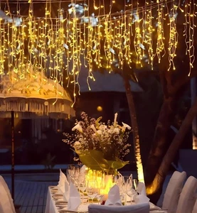 Erweiterbar 144 LED 4m×0,6m Lichtervorhang Eisregen Außen, IP44 Lichterketten... - Bild 1 von 9