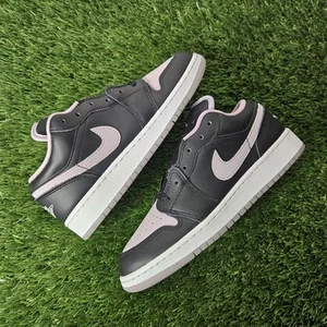Size 5y - Jordan 1 Low GS Black Iced Lilac DV1333-051 - Picture 1 of 5