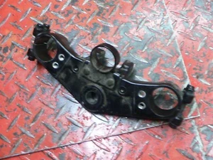 02 2002 Kawasaki Concours ZG1000 Upper Triple Tree Clamp Steering Stem - Picture 1 of 1