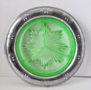 Green Depression Glass Divided Dish , See Picture for Cracks in Metal Carrier - Picture 1 of 6