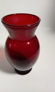 Royal Ruby 6" Vase Anchor Hocking Glass - Picture 1 of 7