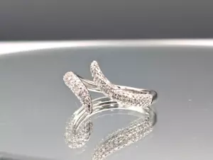 Anillo de derivación abierta de diamantes micro pavé de oro blanco de 10 k de 0,25 quilates tamaño 7 ~ 2,3 gramos - Imagen 1 de 6