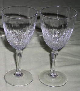 Set of 2 Luminarc Cristal d'Arques DIAMANT Pattern 8oz Wine Glasses - Picture 1 of 3