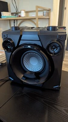 亚马逊 Basics LED 蓝牙派对扬声器 - 黑色(使用状况良好) — 第 1/3 张图片