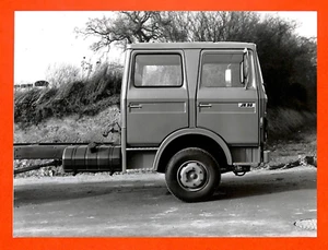 SAVIEM / PHOTO GF / JN 90 CARROSSERIE GRUAU / 1977 - Picture 1 of 2
