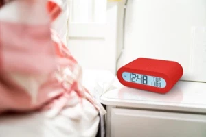 RRM116 Reloj Despertador Clásico con Radio FM de Oregon Scientifc - Bild 1 von 8