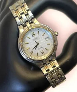 Seiko Solar Gold And Silver Tone Ladies Watch As Is - Picture 1 of 10