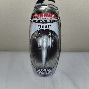 STAR WARS NABOO ROYAL STARSHIP THE PHANTOM MENACE TITANIUM SERIES DIE CAST 2006 - Picture 1 of 5