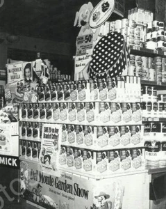 Expositor de comida para panqueques vintage 8x10 reimpresión de foto antigua - Imagen 1 de 1