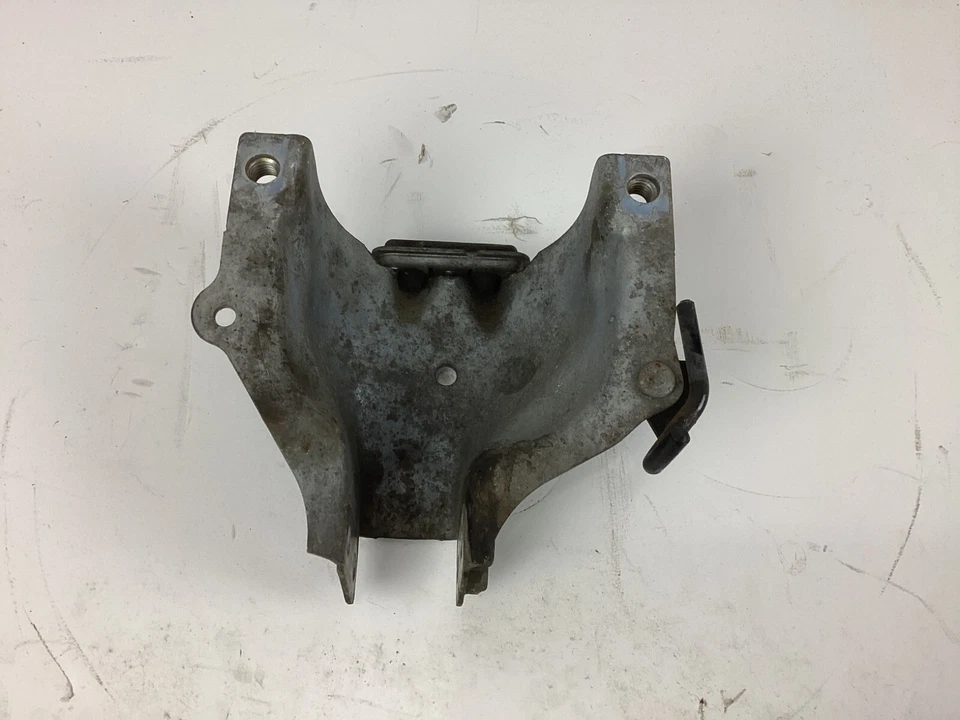 AUDI A5 2011-2016 AWD - Placa de retención de soporte de montaje del motor lado izquierdo del motor OEM Foto 1 de 4