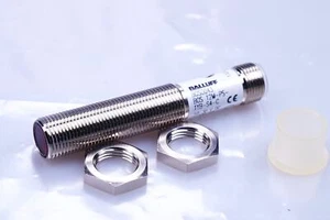 BALLUFF Bos0043 Bos 12m-ps-1yb-s4-c Light Button Pnp Closer Sn 200mm New - Picture 1 of 1