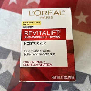 Nuevo L'Oréal Paris Revitalift Crema de Día Antiarrugas + Reafirmante FPS 25 1.7 oz Tarro - Imagen 1 de 4