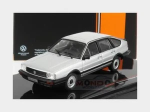1:43 IXO Volkswagen Passat B2 1985 Silver CLC425N Model - Picture 1 of 2