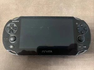 Sony PS Vita Konsole, schwarz, Handheld, getestet, PCH-1004, 8GB Speicherkarte - Bild 1 von 4