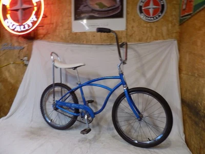 Bicicleta muscular Schwinn Stingray Boys 1966 asiento banana azul S7 Fastback vintage Jr Foto 1 de 4