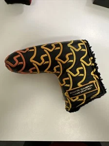 SCOTTY CAMERON HANDCRAFTED ORANGE / YELLOW DOG WAVE PUTTER COVER - Bild 1 von 4