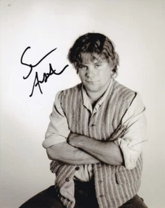 SEAN ASTIN signed Autogramm 20x25cm RINGS in Person autograph COA - Bild 1 von 1