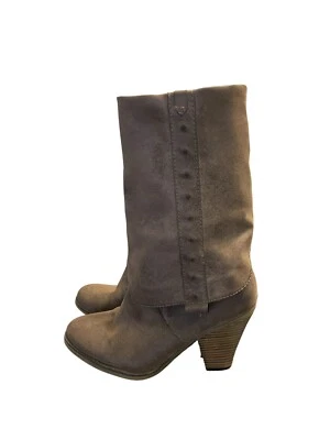 Botas MIA Jeri con puños desgastados talla para mujer 7,5 M Foto 1 de 4