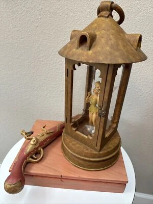 DISNEY GALLERY TINKERBELL IN CAPTAIN HOOK'S LANTERN FIGURINE WITH REVOLVER BASE - Image 1 of 4