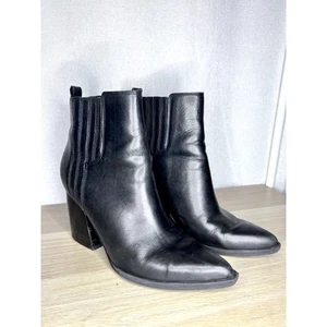 Marc Fisher Black Leather Oshay Chic Heeled Pointy Toe Ankle Boots - Picture 1 of 9