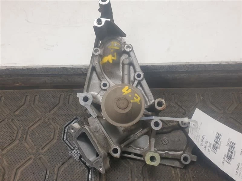 00-04 TOYOTA TUNDRA 4.7L 4X4 AT BOMBA REFRIGERANTE MOTOR  Foto 1 de 4