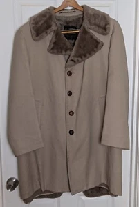 Vintage London Fog Limited Edition Overcoat w/ Plush Fur Lining Sz 42 Regular - Picture 1 of 18