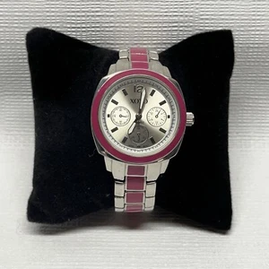 Xoxo XO111 Women’s Silver Dial Silver Tone Pink Enamel Bracelet Watch TESTED - Picture 1 of 3
