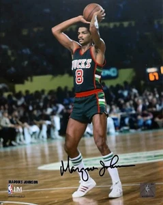 MARQUES JOHNSON - Milwaukee Bucks - Signed 8x10 Photo #3 AUTO - Picture 1 of 1
