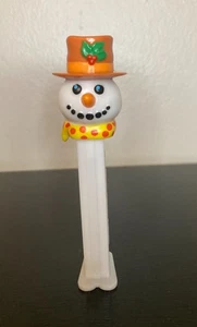 Vintage 2002 Snowman PEZ Dispenser - Brown Hat Yellow Scarf - Vintage Christmas - Picture 1 of 7