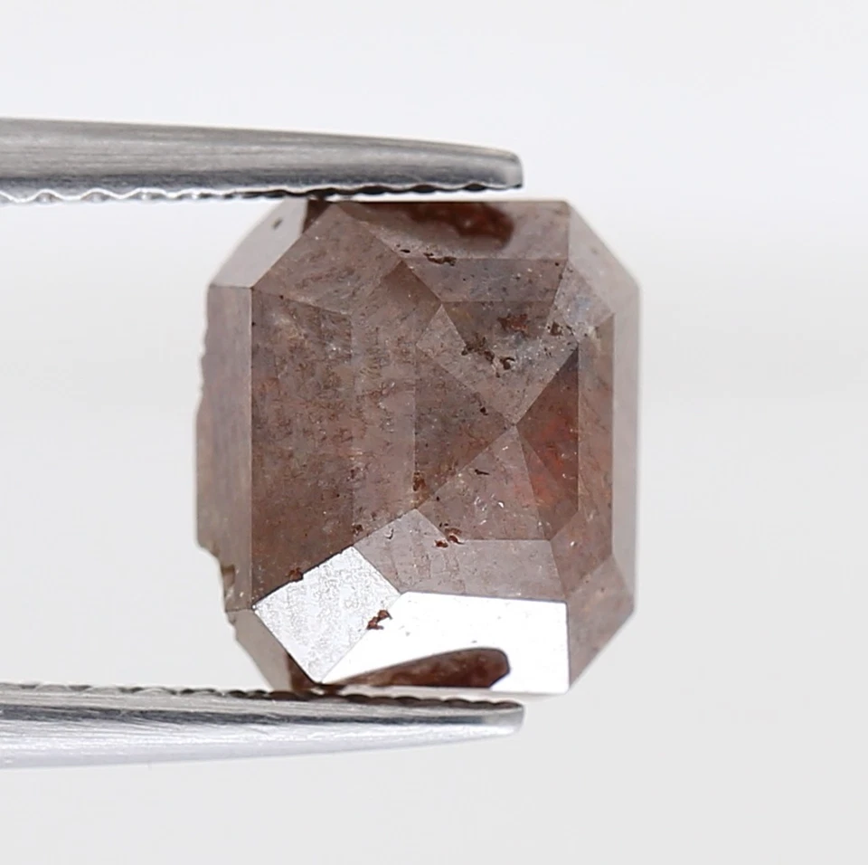 EMERALD SHAPE BROWN COLOR 4.14 CT BRILLIANT CUT DIAMOND NATURAL LOOSE DIAMOND - Image 1 of 4