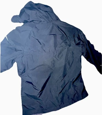 Chaqueta cortavientos de baloncesto Nike negra para niños talla mediana excelente estado Foto 1 de 3